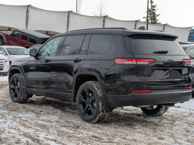 2025 Jeep Grand Cherokee L Limited * - Dual-Pane Sunroof in Cars & Trucks in Calgary - Image 7