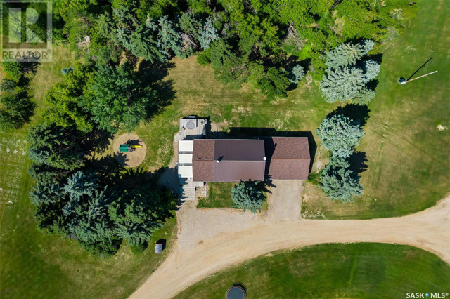 Zerr Acreage South Qu'Appelle Rm No. 157, Saskatchewan in Houses for Sale in Regina - Image 4