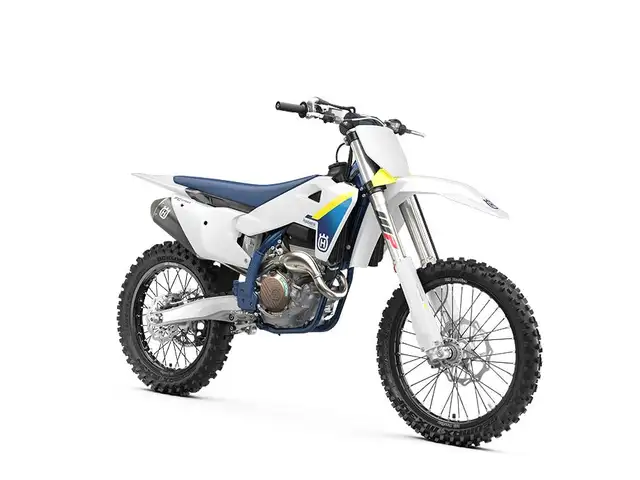 2025 husqvarna FC 250 in Dirt Bikes & Motocross in Laval / North Shore - Image 2