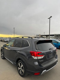 2021 Subaru Forester — No Reported Accidents | One Owner | 78,271 km Air conditioning, leather steer... (image 5)