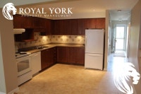 ** OPEN 24/7 - CALL: 437-561-9900 ** 3 Bedrooms, 2.5 Bathrooms, Near Parks, Public Transportation, B... (image 3)