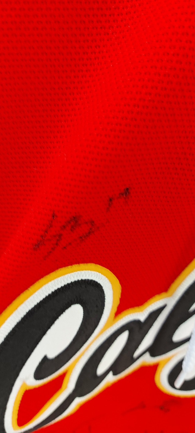 (76266-1) Reebok Gaudreau Calgary Flames Jersey Sz: Lg in Other in Calgary - Image 3