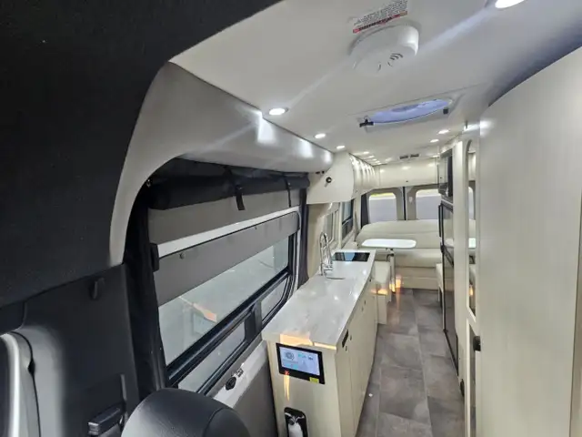 2022 Pleasure Way Pleateau TS in RVs & Motorhomes in Moncton - Image 6