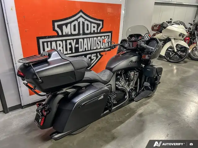 2024 Indian Motorcycle Pursuit(R) Dark Horse(R) Black Smoke in Street, Cruisers & Choppers in Calgary - Image 24