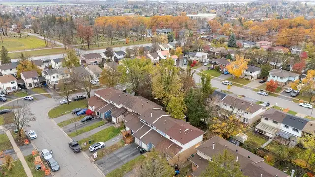 Beautiful 3 Bed, 3 Bath Detached on Home on Chaucer Cres. in Long Term Rentals in Barrie - Image 27