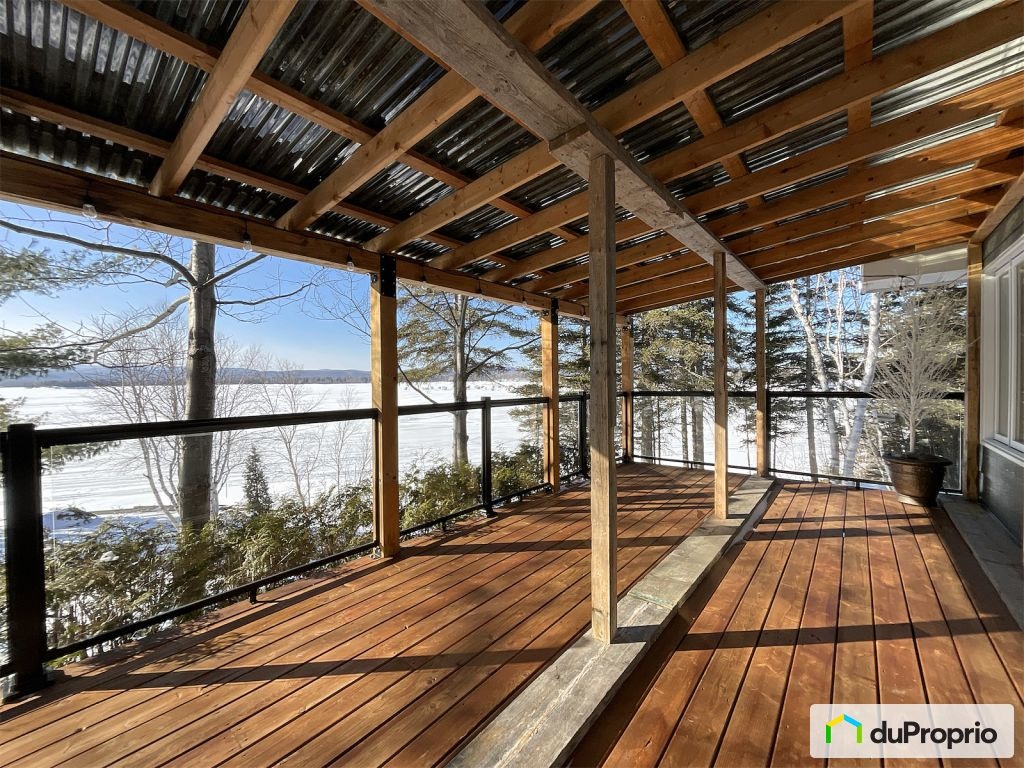 $539,000 - 2 Storey for sale in Jonquière (Lac-Kénogami) — photo 1