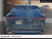 LUXURY ... Engine: 275 (205) @ 6000 RPM L/100Km City: 11.2 L/100Km Hwy: 8.4 Safety Equipment Electro... (image 2)
