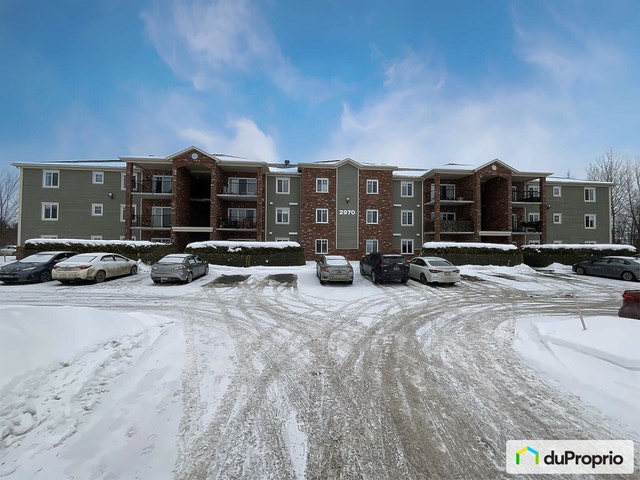 $298,000 - Condominium for sale in Sherbrooke (Jacques-Cartier) — photo 1