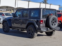 This Jeep Wrangler has a strong Regular Unleaded V-6 3.6 L/220 engine powering this Automatic transm... (image 5)