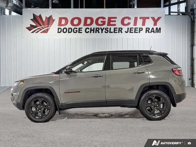 2023 Jeep Compass Trailhawk | Remote Start | Keyless Entry in Cars & Trucks in Saskatoon - Image 3