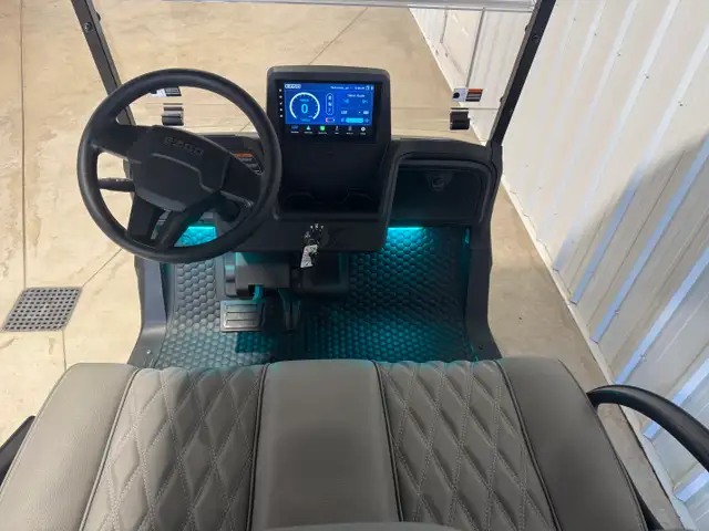 2026 EZGO RXV4 ELITE SUMMIT XT in ATVs in Vernon - Image 16