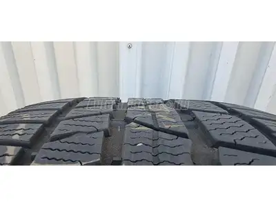 IF U SEE THE AD , TIRES STILL FOR SALE 1 x 265/30/20 CONTINENTAL contiwinter WINTER tire 80 % tread...