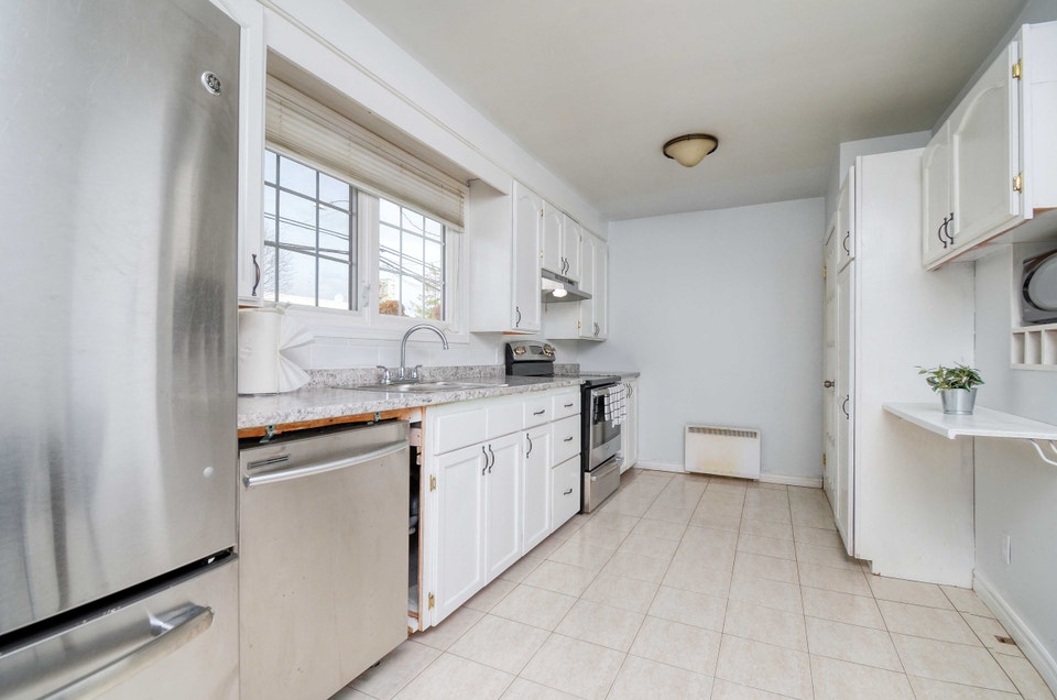 C9 MAIN - 3 BEDROOMS APARTMENT – FULLY FURNISHED 2