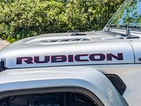 Dynamic Gas/Electric V-6 engine - Advanced navigation and premium audio - Comprehensive safety featu... (image 5)