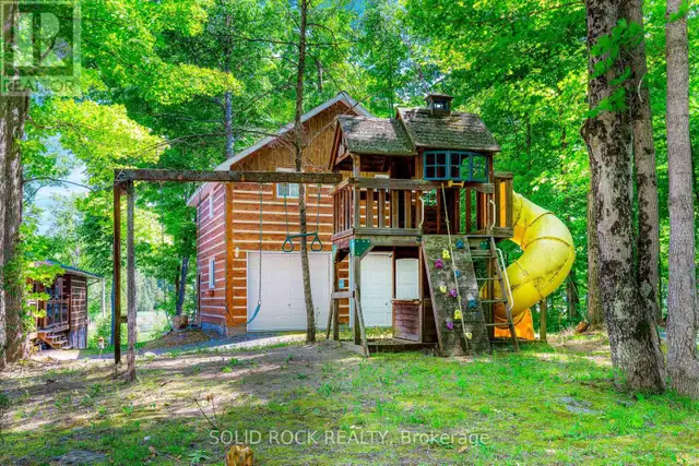 261 LACOURSE LANE Lanark Highlands, Ontario in Houses for Sale in Ottawa - Image 8