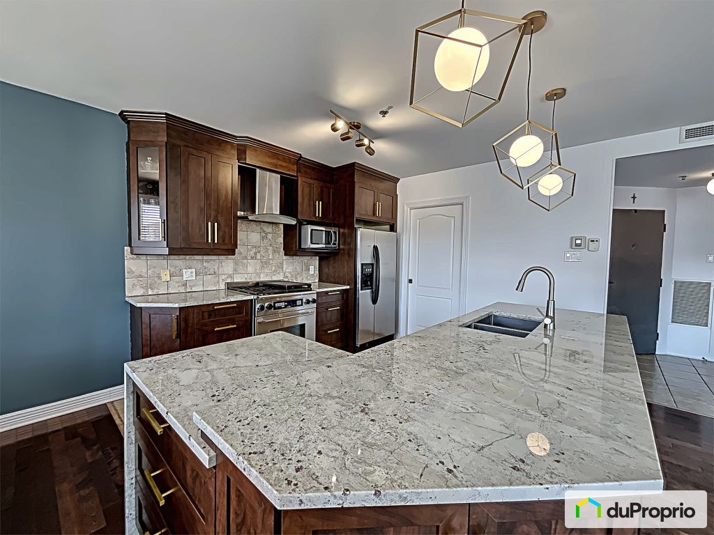 $430,000 - Condominium for sale in Chomedey — photo 1