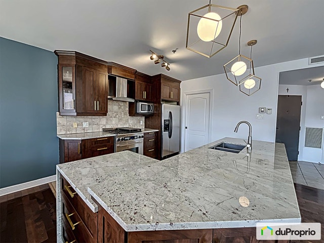$430,000 - Condominium for sale in Chomedey — photo 1