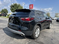 This 2022 Chevrolet Blazer LT SUV boasts a powerful 2.0L Turbocharged 4-cylinder engine delivering e... (image 4)