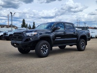 V6 | HEATED FRONT BUCKET SEATS | POWER DRIVER SEAT | CLOTH | NAVIGATION | REAR CAMERA | TONNEAU COVE... (image 1)