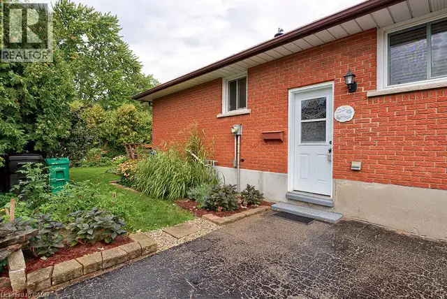 210 SHELLEY Drive Kitchener, Ontario in Houses for Sale in Kitchener / Waterloo - Image 37