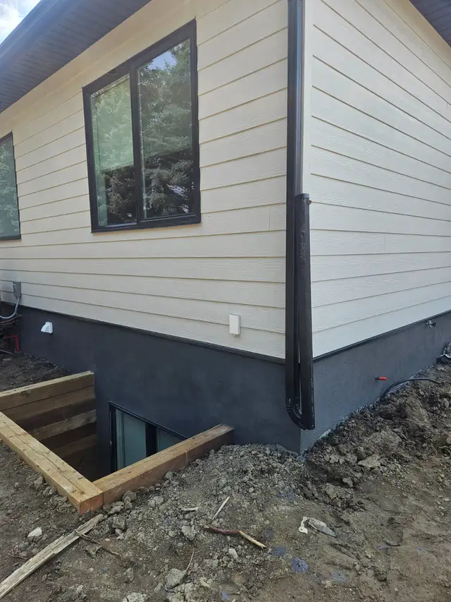 Offering Premium Exterior/Interior finish. in Other in Lethbridge - Image 20