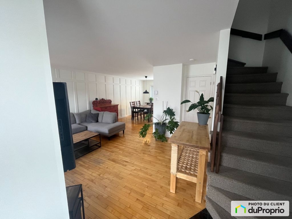 $349,900 - Townhouse for sale in Drummondville (St-Nicéphore) — photo 2