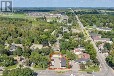 FOR SALE: Commercial Building / Investment Opportunity 118 Alma Street, Rockwood Visit: www.118Alma....