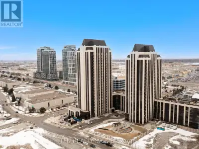 Welcome To Luxury Condo-Living In The Heart Of Vaughan! Magnificent Unobstructed South-West Facing P...