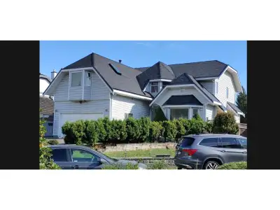 Well-kept beautiful Tudor home. Nice quiet cul de sac w beautiful Tot Lot 21C. Full back-alley lane...