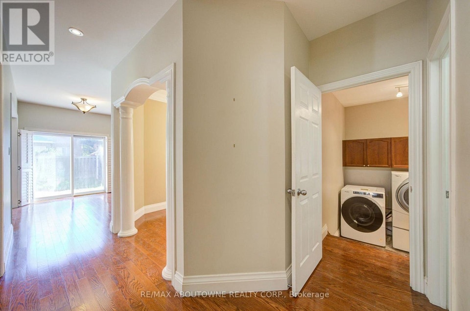2435 HERTFORDSHIRE WAY Oakville (JC Joshua Creek), Ontario 4