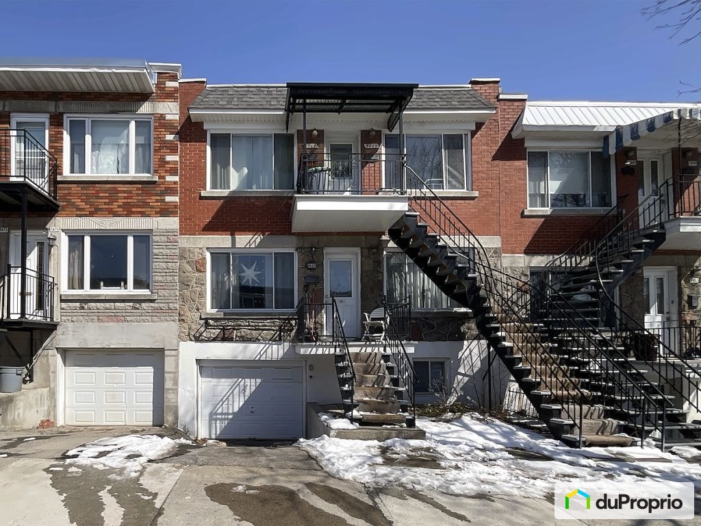 $879,000 - Triplex for sale in Rosemont / La Petite Patrie — photo 1