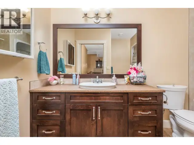 9100 Mackie Drive Unit# 212 Coldstream, British Columbia in Condos for Sale in Vernon - Image 20