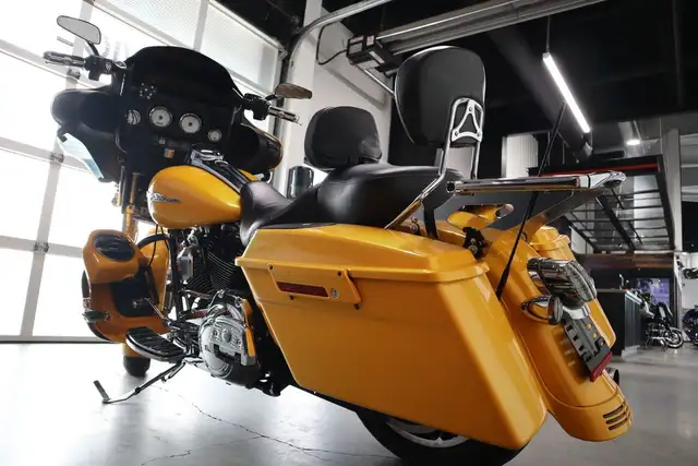2013 Harley-Davidson FLHX - Street Glide in Sport Touring in Strathcona County - Image 6