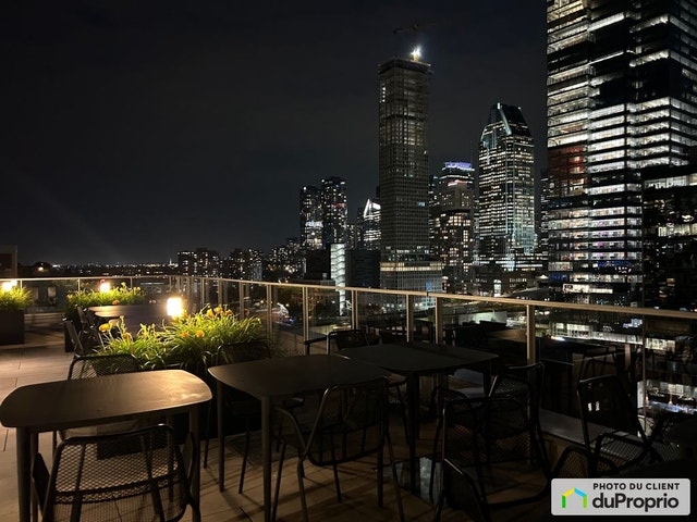 $565,000 - Condominium in Ville-Marie (downtown, old Mtl) — photo 1