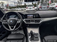 This BMW 3 Series delivers a Intercooled Turbo Premium Unleaded I-4 2.0 L/122 engine powering this A... (image 9)