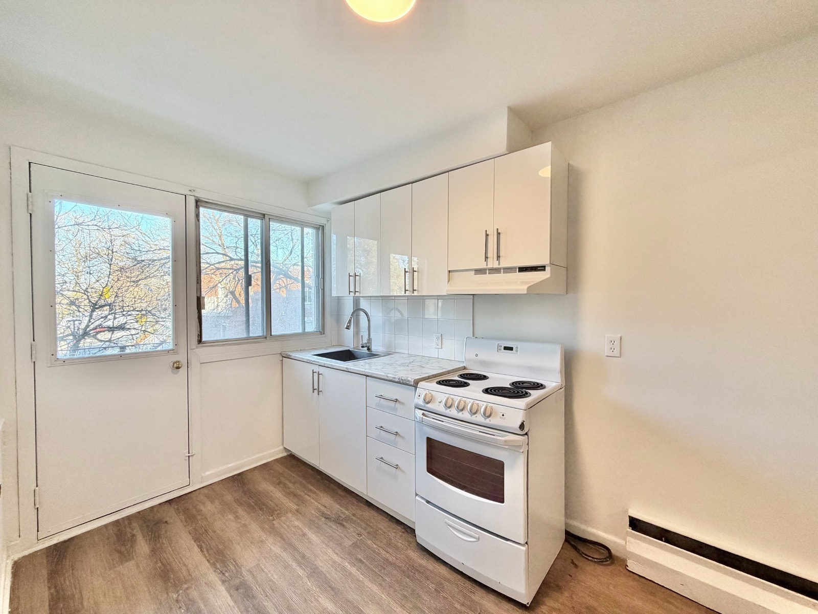 8498 St-André — photo 1