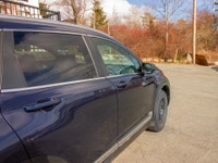 WAS: $29995 NOW: $27995[SOLD [151,052 km AC / Tilt & Telescopic Steering / Power Windows-Mirrors-Loc... (image 4)