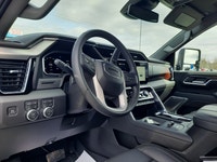 Engine: Duramax 6.6L Turbo-Diesel V8 B20-Diesel compatible L/100Km City: 0.0 L/100Km Hwy: 0.0 Safety... (image 1)