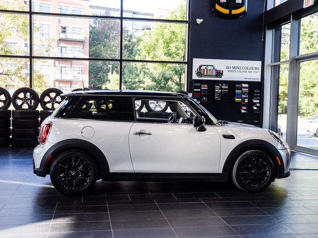 2022 MINI 3 Door CPO | CarPlay | Nav | Sunroof | Htd Seats in Cars & Trucks in City of Toronto - Image 3