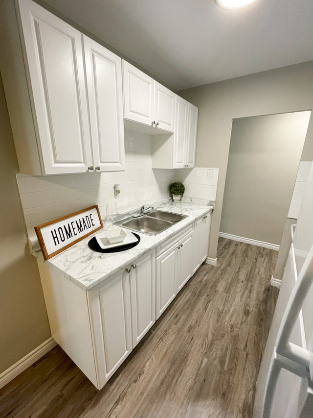 1 Bedroom Apartment Available in Stratford All inclusive! Long Term