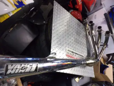 sonic cycle has a 1981 -1984 suzuki gs - 1100 4 into 1 vance and hines sidewinder pipe for drag raci...