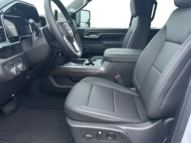 2026 GMC Sierra 2500HD SLT in Cars & Trucks in Regina - Image 15