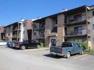 2 Bed & 1.5 Bath Apartment Style Condo