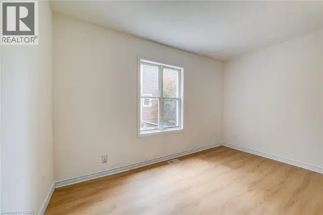 24 HOHNER Avenue Kitchener, Ontario in Houses for Sale in Kitchener / Waterloo - Image 16