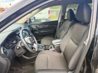 2020 Nissan Rogue Special edition with auto ac, blue tooth, cruise control, awd, heated steering, he... (image 9)