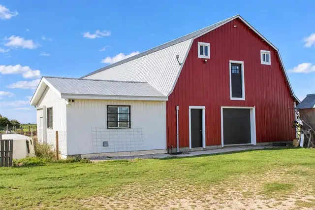46138 37 E Road Ste Anne Rm, Manitoba in Land for Sale in Winnipeg - Image 6