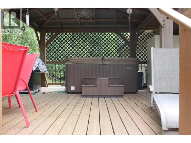 3015 6 Highway Nakusp, British Columbia in Houses for Sale in Nelson - Image 22