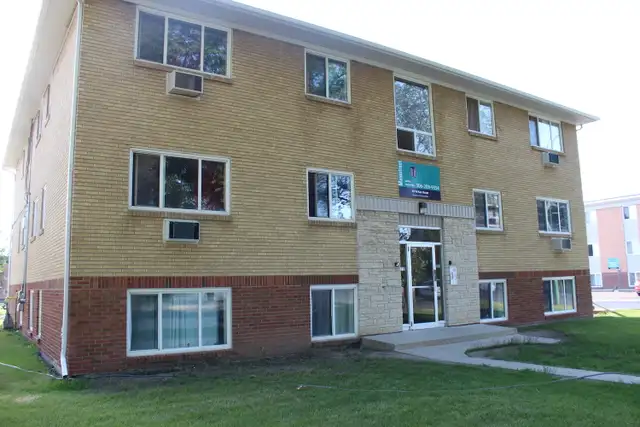 Albert Park Apartment For Rent | Rae 4110 Apartments in Long Term Rentals in Regina - Image 10