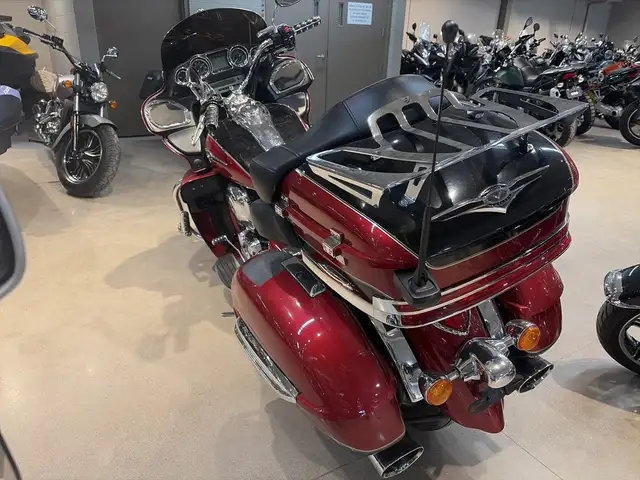 2010 Kawasaki Vulcan 1700 Voyager ABS MINT SHAPELOW COST TOURING in Sport Touring in Guelph - Image 8