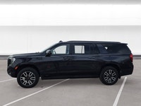 This 2023 GMC Yukon SLT is powered by a capable 5.3L V8 engine paired with a smooth 10-speed automat... (image 2)